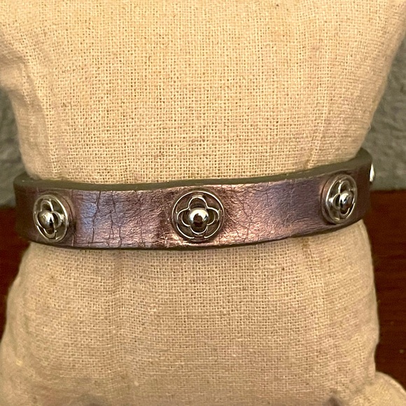 Purple Stella & Dot Leather Bracelet - Picture 1 of 4